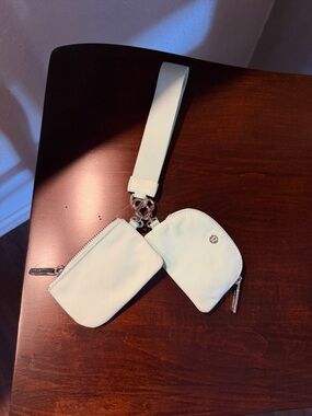 Light Mint Double Pouch wristlet, lululemon